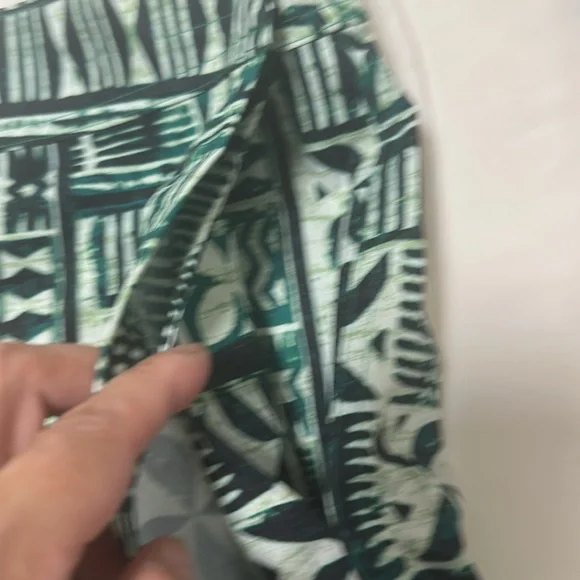 RipSkirt Hawaii Rip skirt Hawaii velcro wrap waist - XL (16-18) Length 2 - Picture 4 of 11